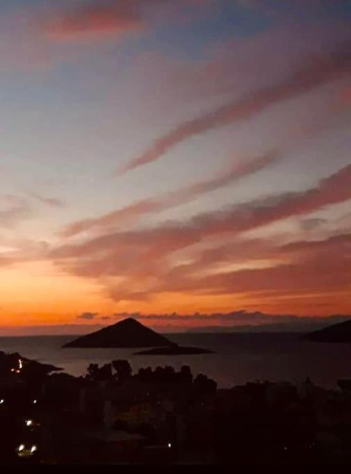 Studio With Unique View Near The Beach! Porto Rafti Exterior photo